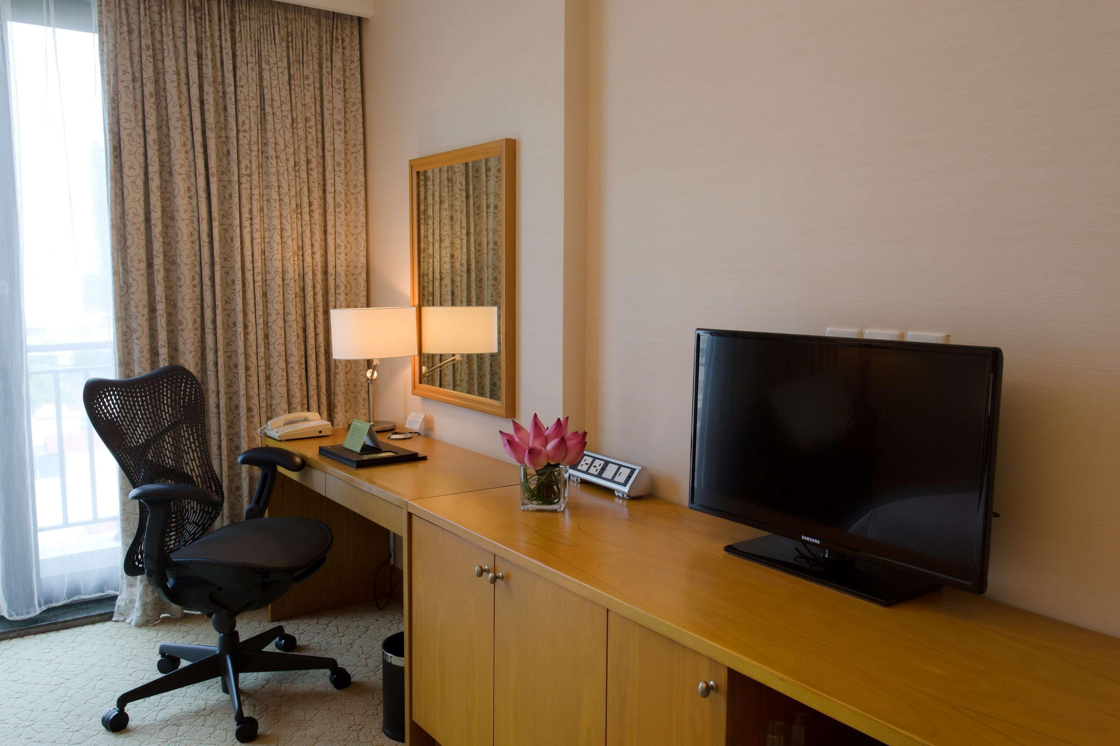 Hilton Garden Inn Hanoi Zewnętrze zdjęcie