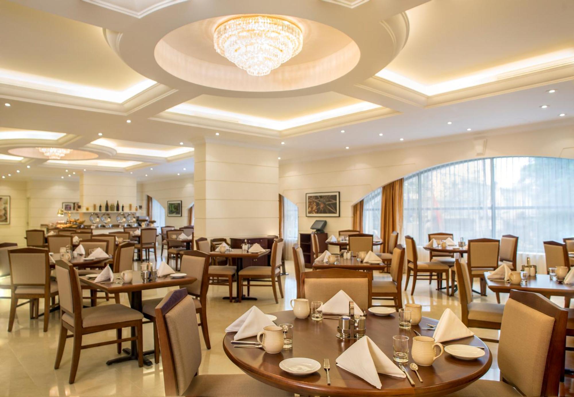 Hilton Garden Inn Hanoi Zewnętrze zdjęcie
