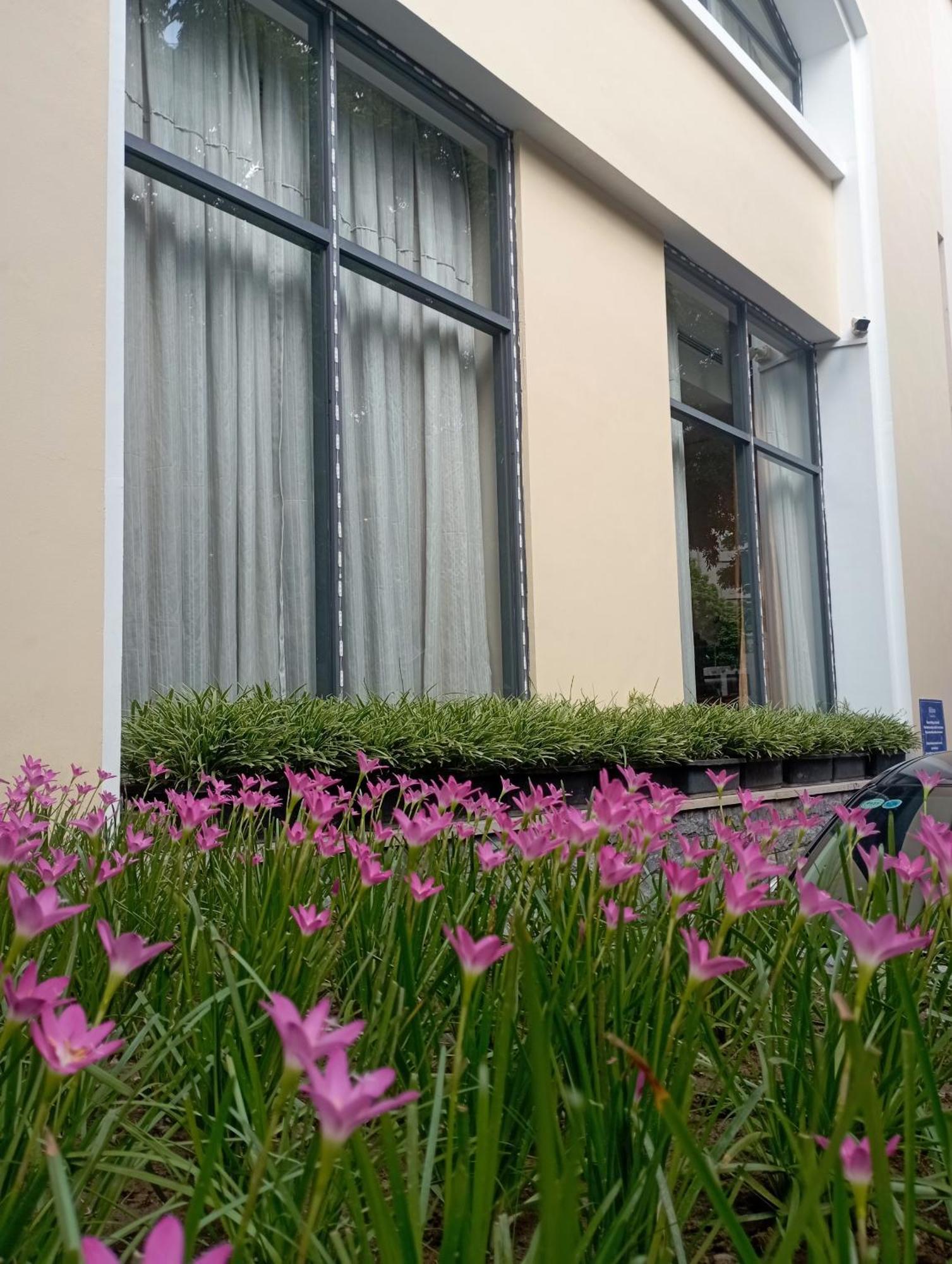 Hilton Garden Inn Hanoi Zewnętrze zdjęcie