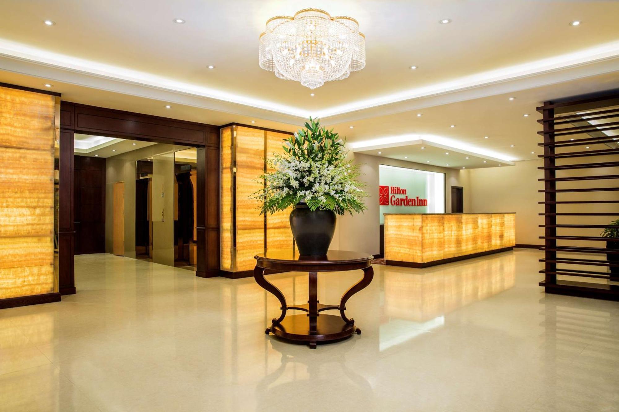 Hilton Garden Inn Hanoi Zewnętrze zdjęcie